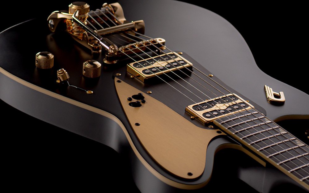 Gallery image of the Duesenberg Falken Matte Black