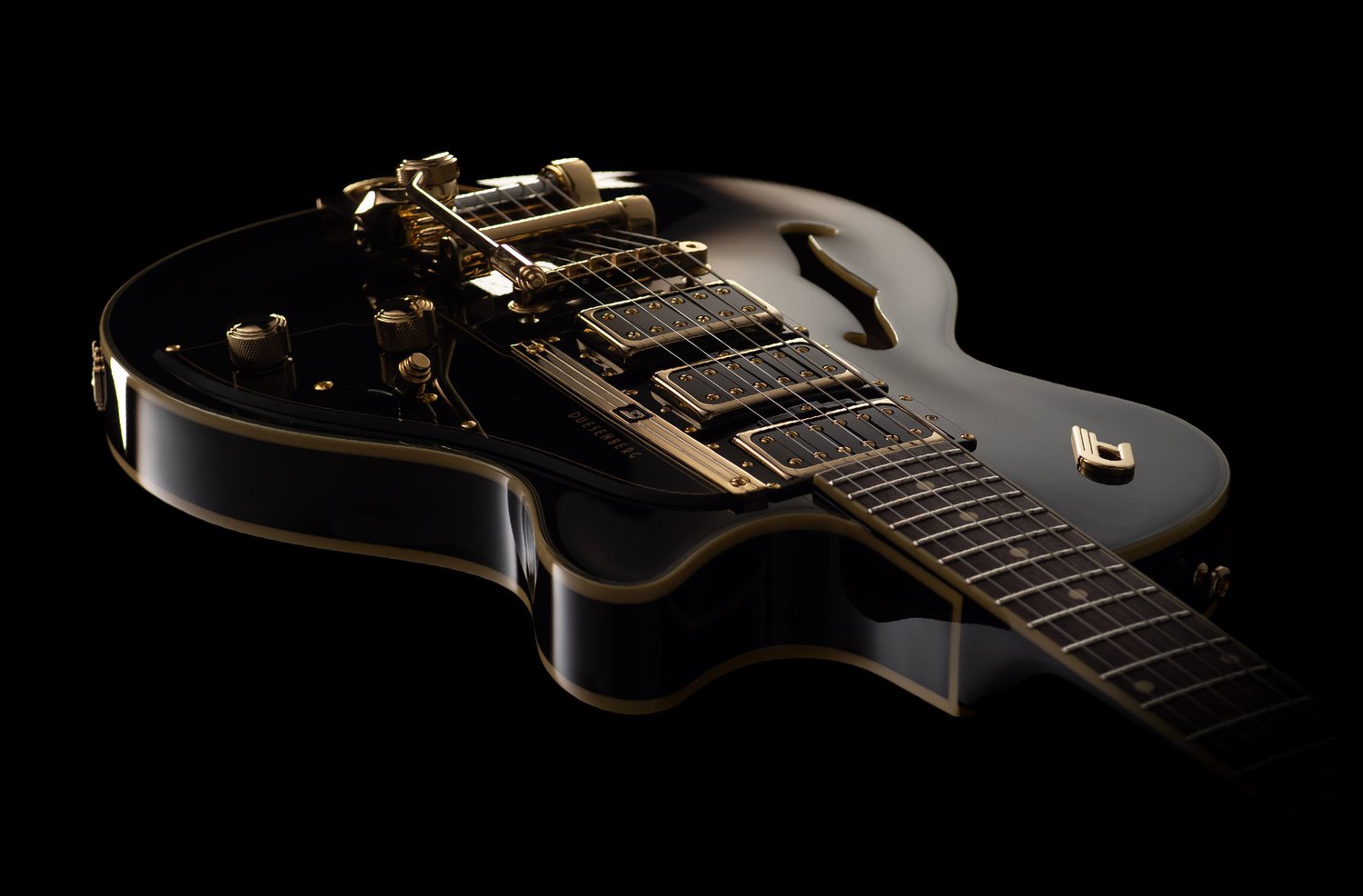 Duesenberg Guitars Starplayer TV Custom Angled view