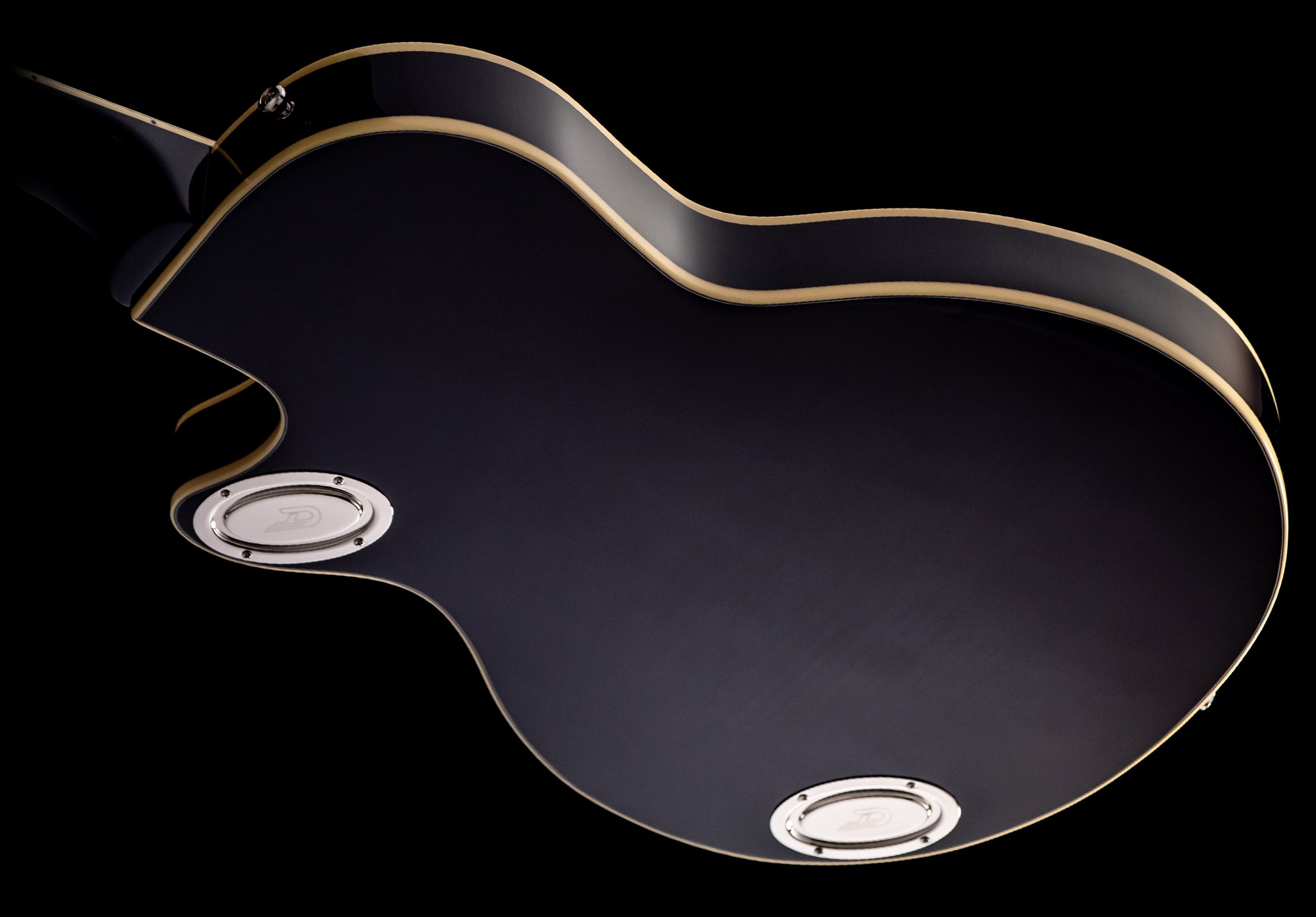 Image of the backside of the Duesenberg Starplayer TV DLX