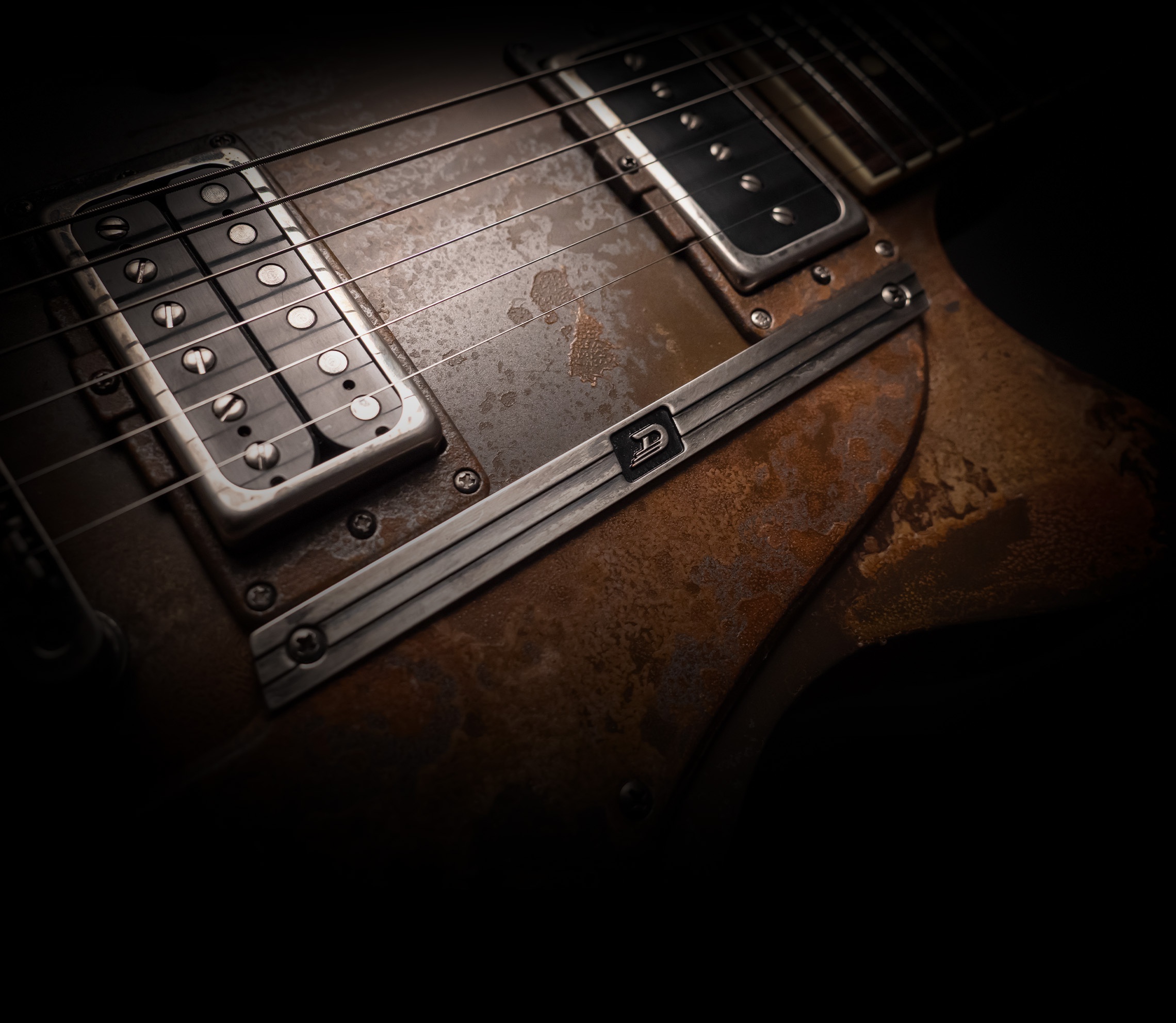 Angled Body view of the Duesenberg Custom Shop Rusty Steel TV