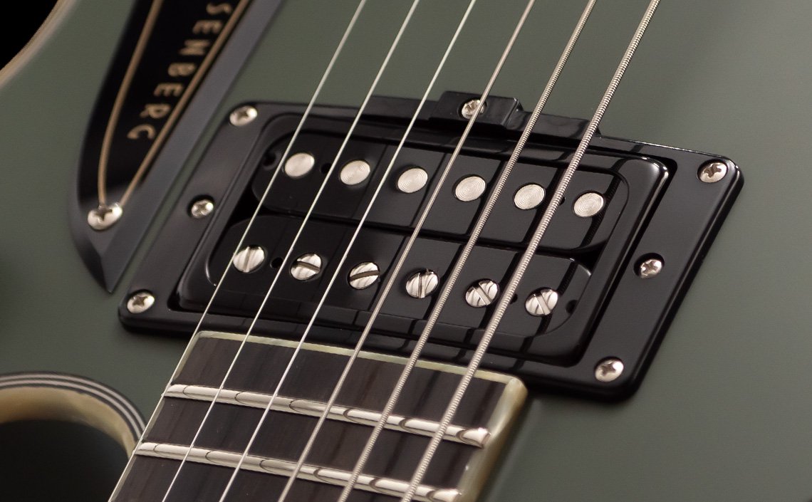 Product image of the Duesenberg Fantom A Matte Olive