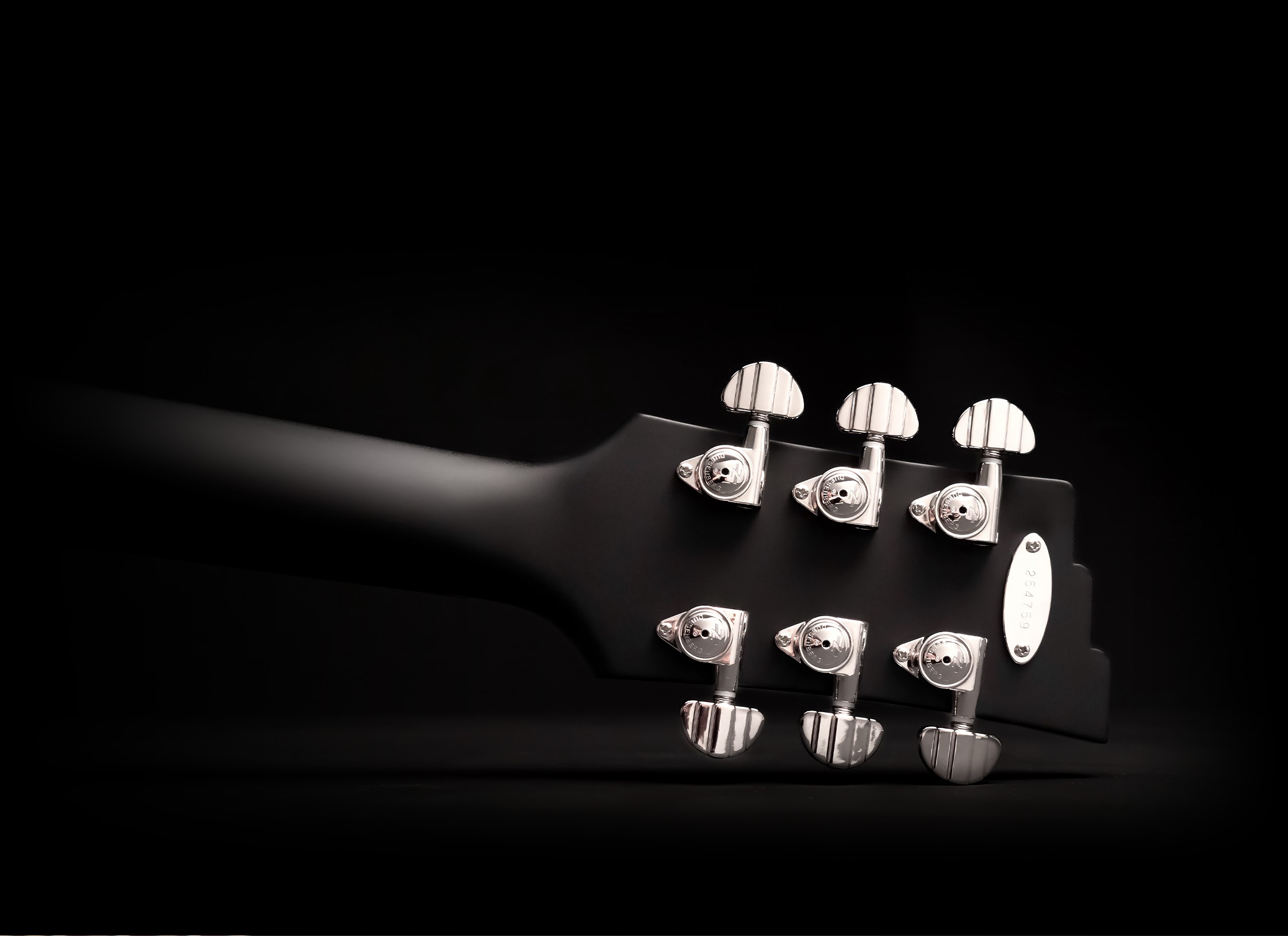 Duesenberg Hanover Gold 2026 limited, matte finish