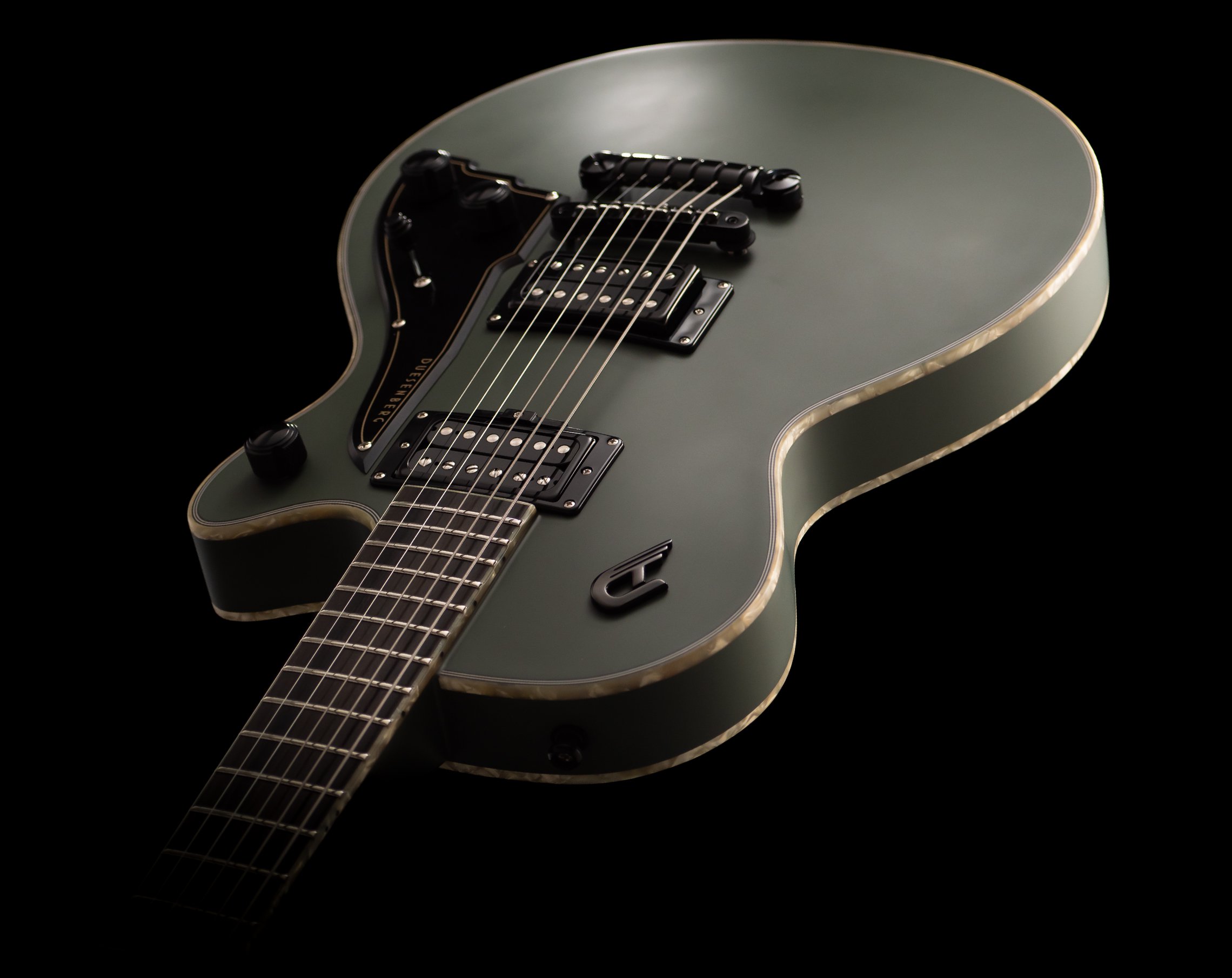 Product image of the Duesenberg Fantom A Matte Olive